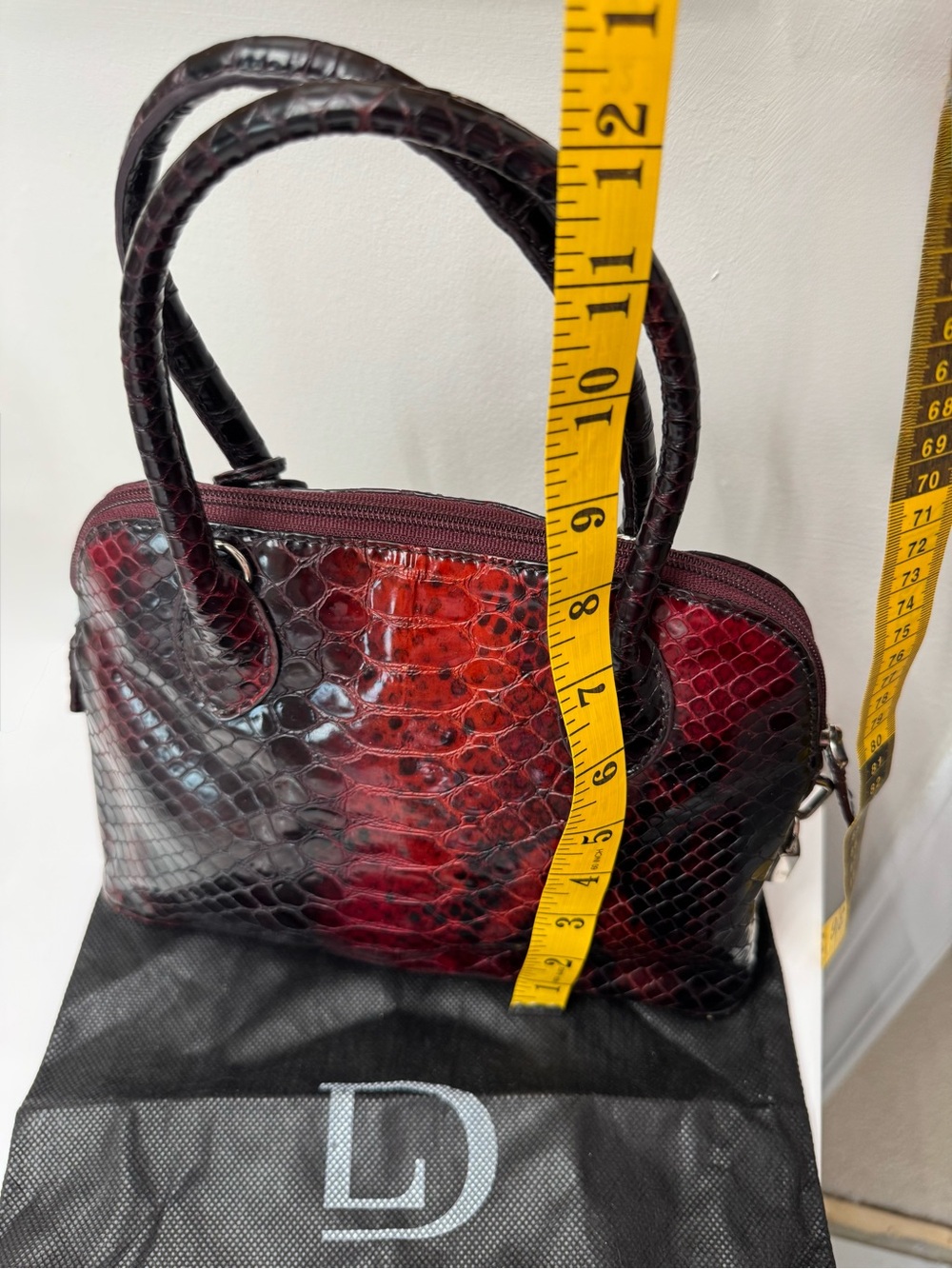 Danier Red and Black Ombre Croc-Embossed Leather Satchel with Matching Wallet - Picture 14 of 16